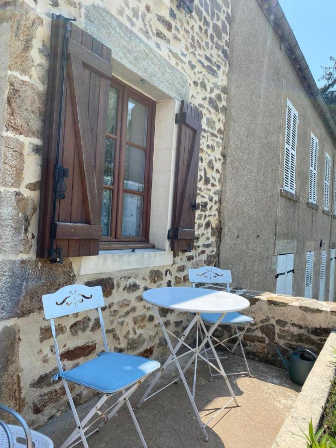 Petit Cocon Au Coeur Du Morvan Montreuillon Экстерьер фото