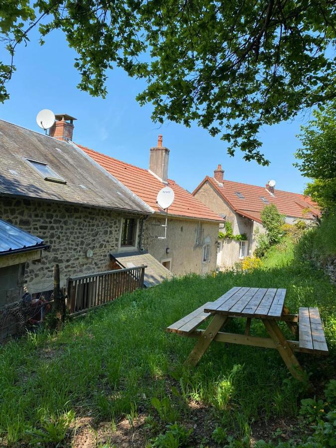 Petit Cocon Au Coeur Du Morvan Montreuillon Экстерьер фото