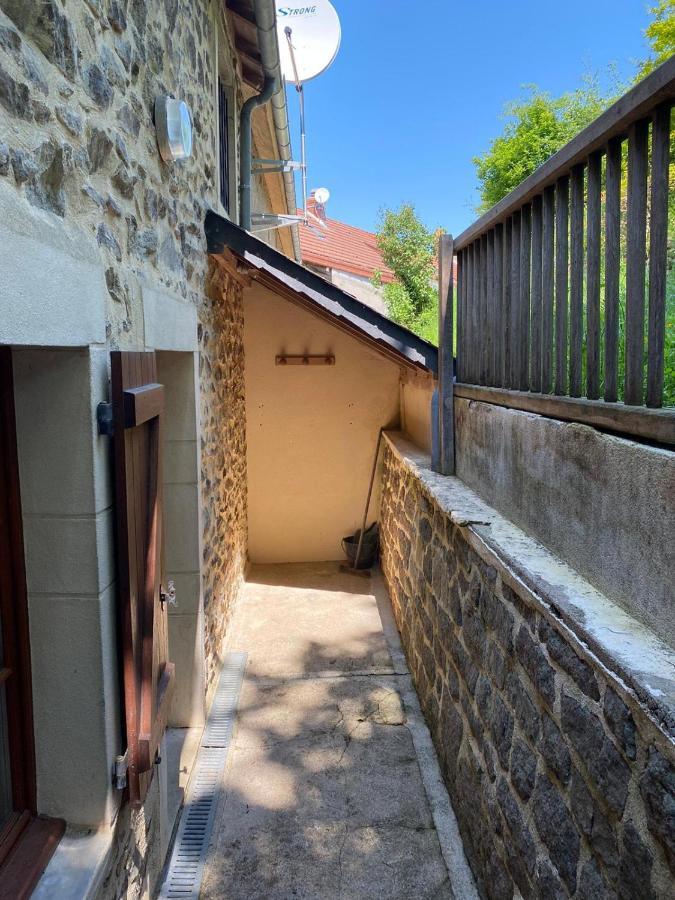 Petit Cocon Au Coeur Du Morvan Montreuillon Экстерьер фото